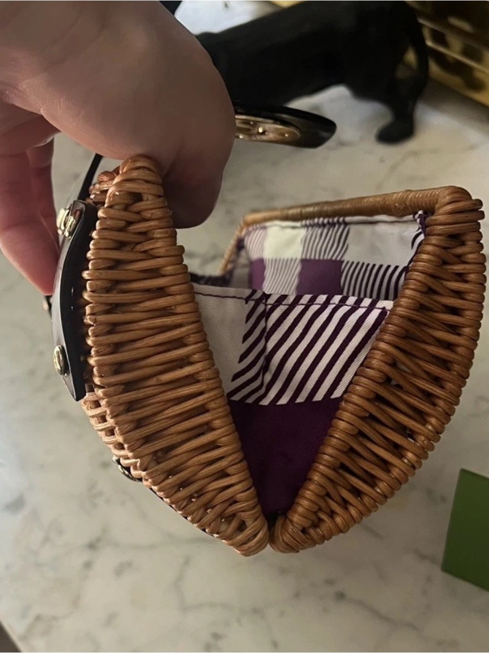 ♠️ KATE SPADE ♠️ Woven Straw Shoulder Bag with Black Leather Trim - Picture 8 of 16